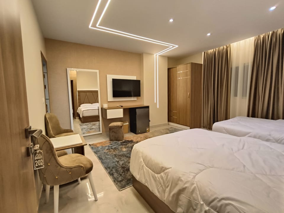 Family Quadruple Room | Egyptian cotton sheets, premium bedding, down comforters, pillowtop beds