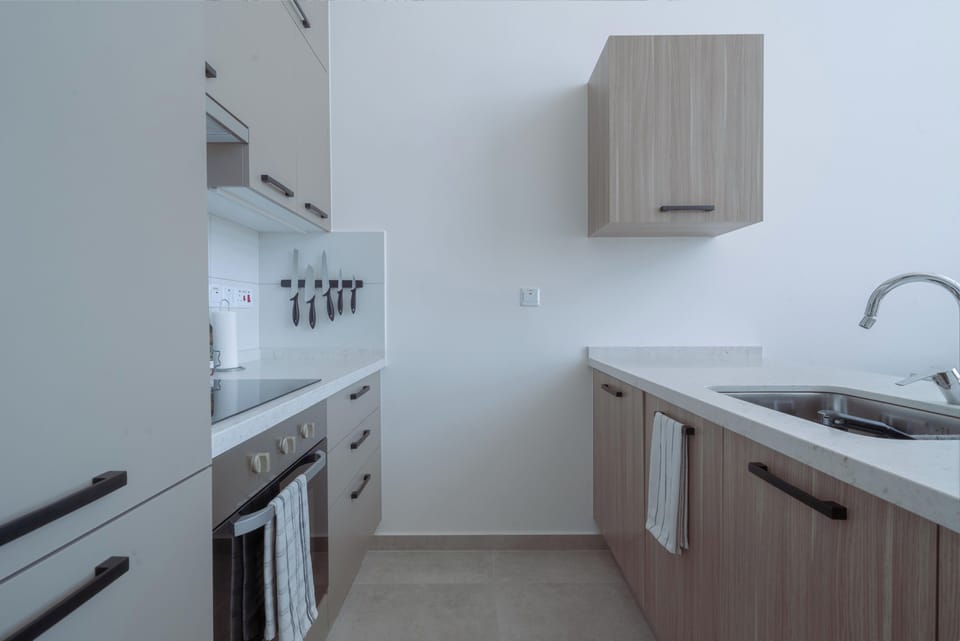 Apartment, 2 Bedrooms, Balcony, Garden View | Interior