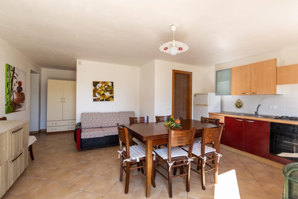 Apartment | Living area | Flat-screen TV
