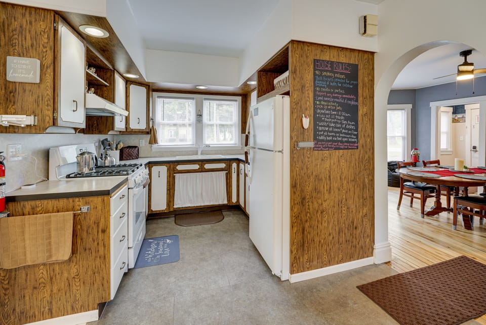 House (3 Bedrooms) | Interior