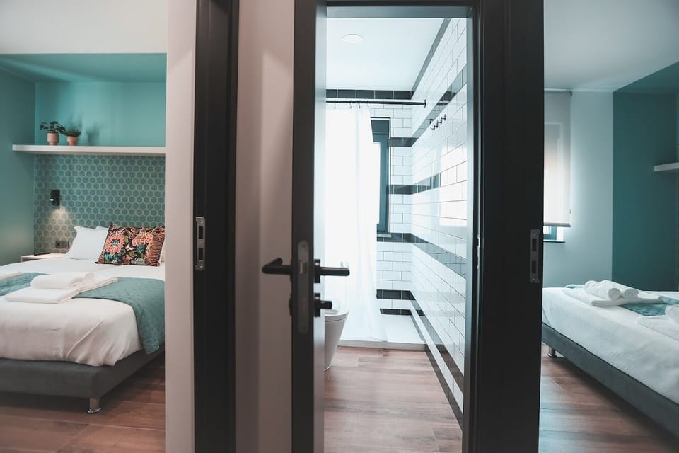 Family Quadruple Room | Egyptian cotton sheets, premium bedding, individually decorated, desk