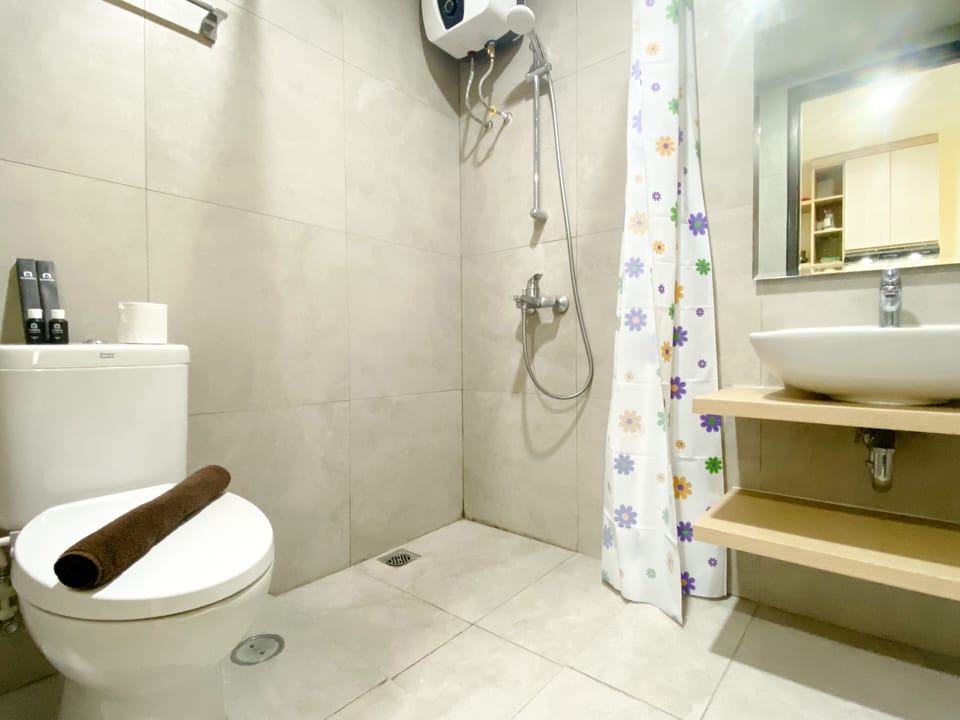 Homey Living Studio At Pollux Chadstone Apartment Apartment in West Java