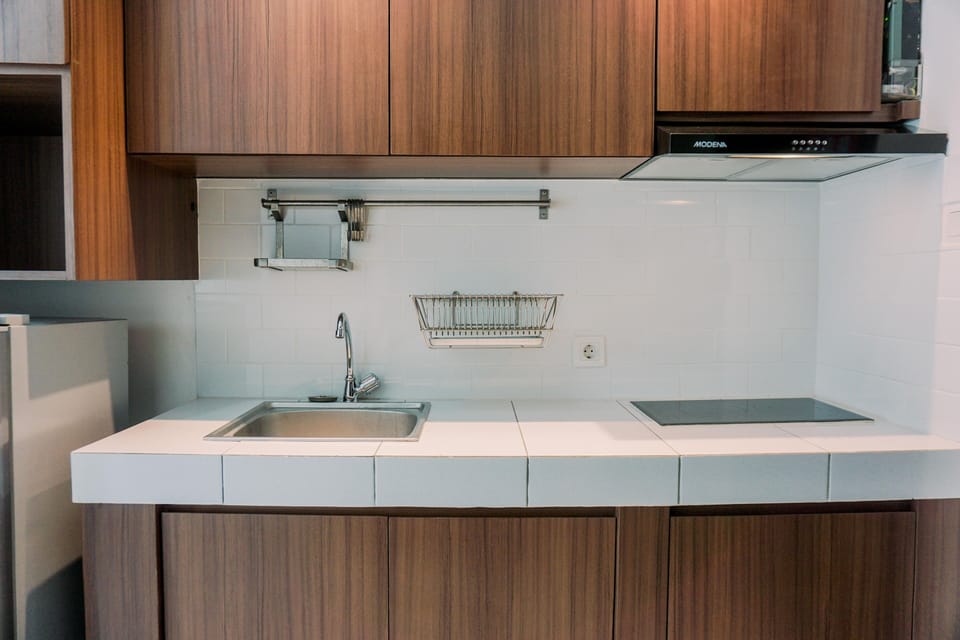 Studio | Private kitchen | Full-size fridge, stovetop, electric kettle