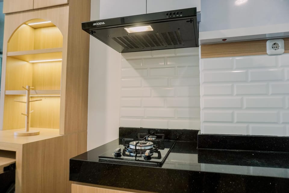 Apartment | Private kitchen | Full-size fridge, stovetop