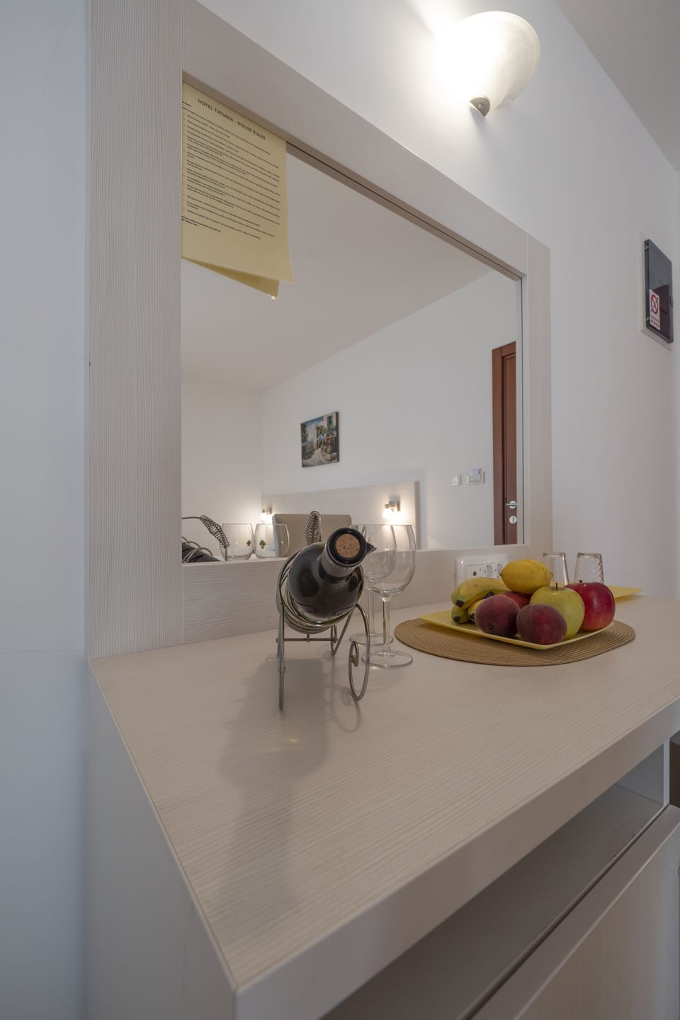 Minibar, in-room safe, free WiFi