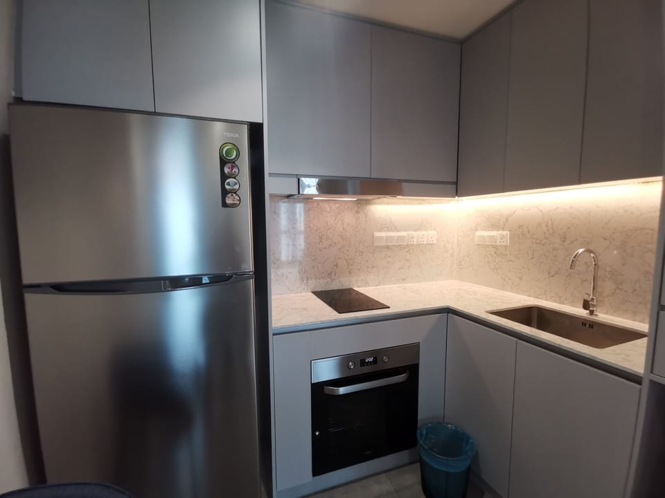 Executive Twin Suite | Private kitchen