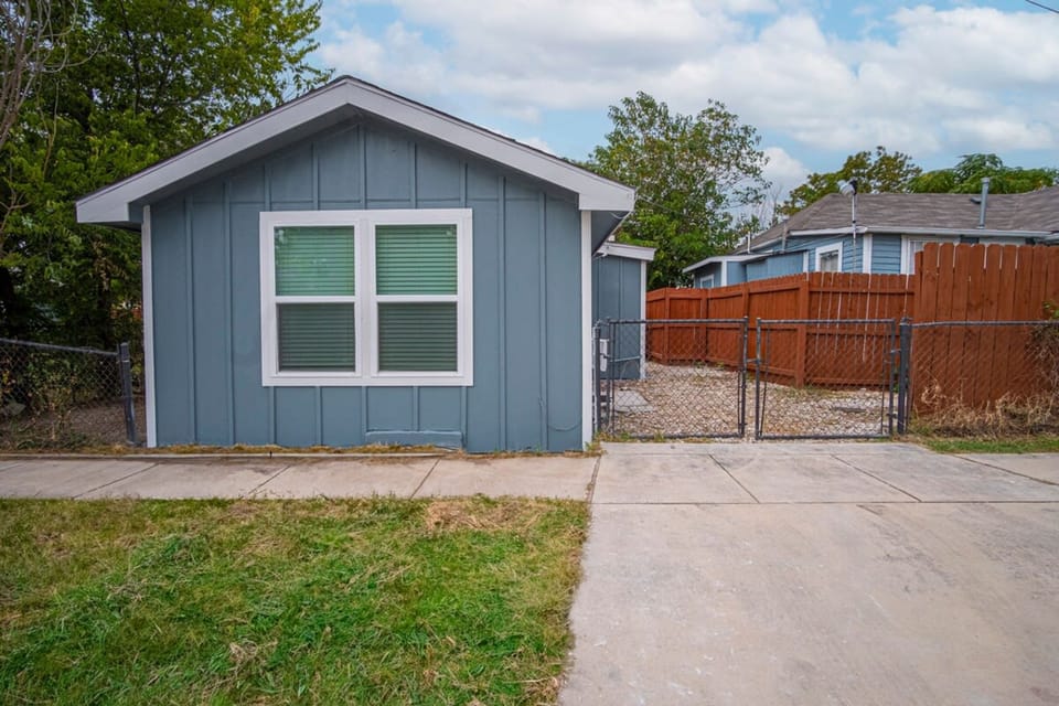 House | 1 bedroom