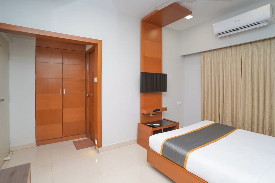 Classic Triple Room | Premium bedding, down comforters, memory foam beds, desk