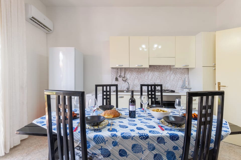 House, 1 Bedroom, Smoking, Patio | Living area