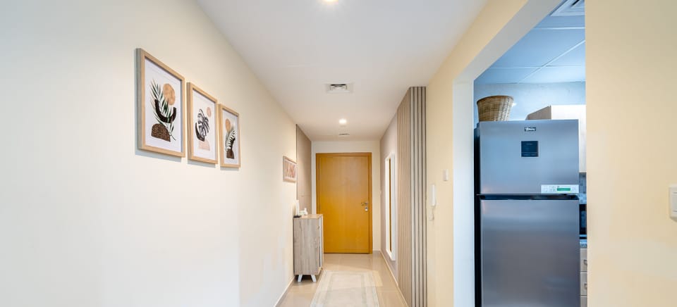 Exclusive Apartment | Private kitchen | Fridge, microwave, oven, coffee/tea maker