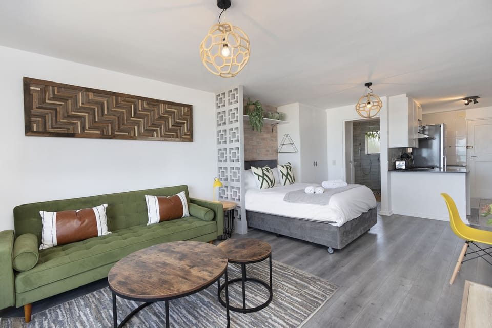 Apartment (0 Bedroom) | Interior