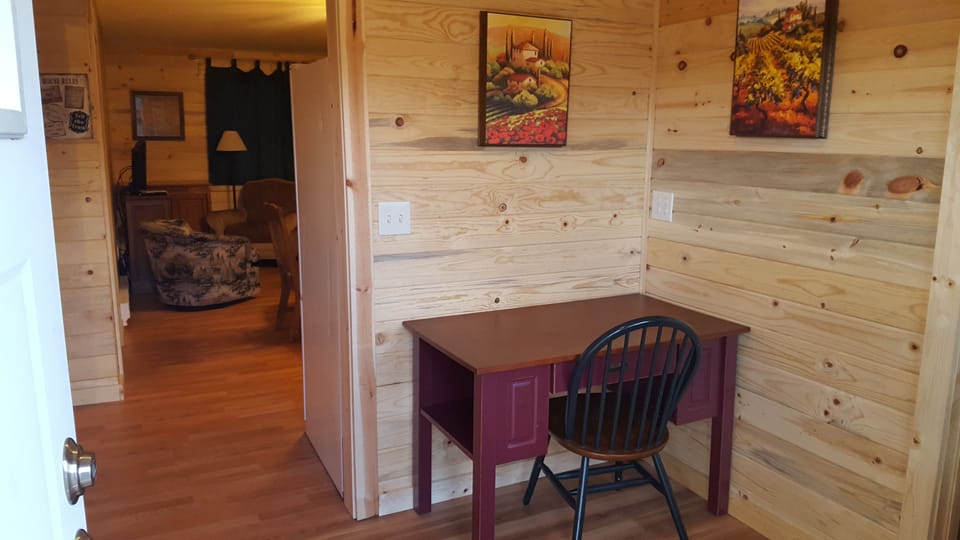 4030 Unit G Two bedroom | Individually decorated, individually furnished, laptop workspace