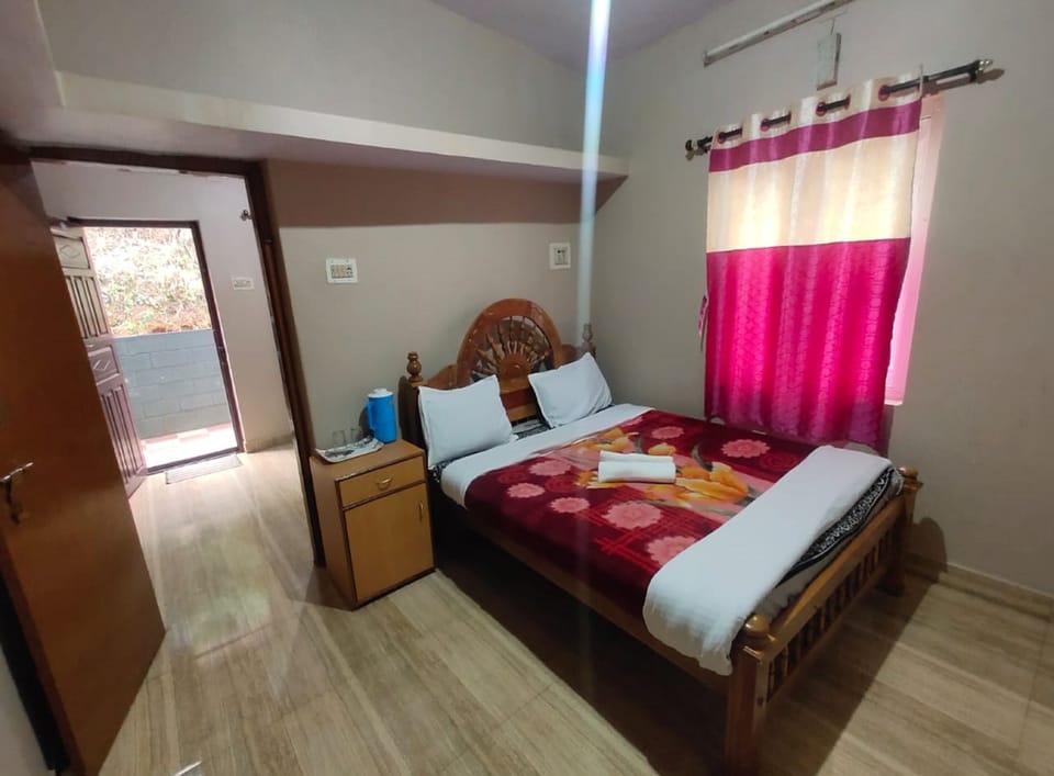 Deluxe Room | 1 bedroom, Egyptian cotton sheets, premium bedding, free WiFi