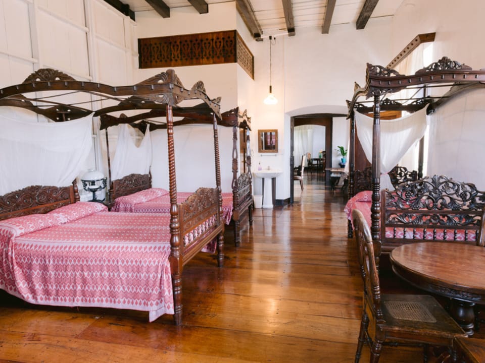 Elite Triple Room | Desk, laptop workspace, WiFi (free), individually decorated