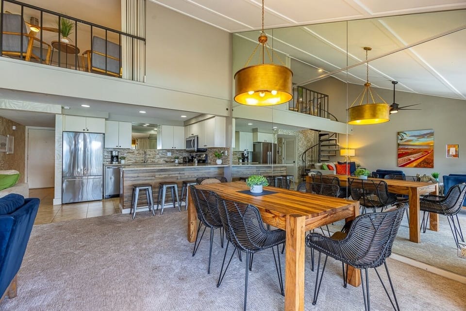 Condo, 2 Bedrooms | Private kitchen | Fridge, oven, coffee/tea maker