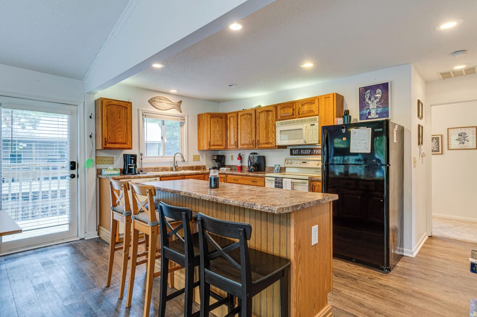 House (2 Bedrooms) | Interior