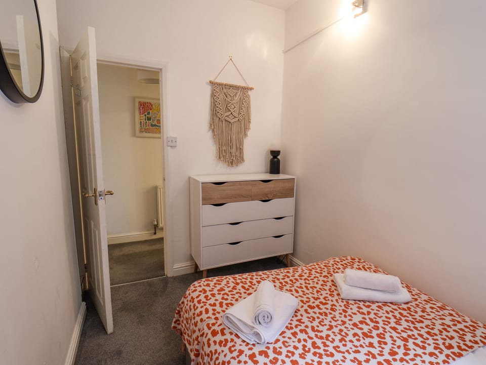 2 bedrooms, individually decorated, individually furnished, free WiFi
