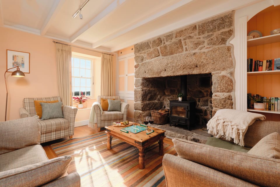 Cottage | Living area