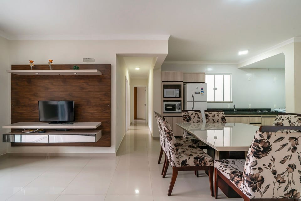 Apartment | Dining