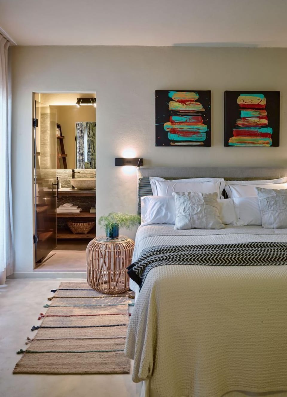 Double Room, Balcony | Minibar, WiFi (free)