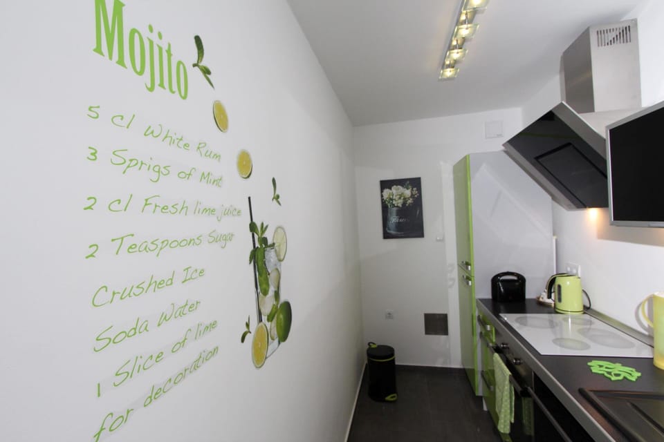 Apartment | Private kitchen | Fridge, microwave, oven, dishwasher