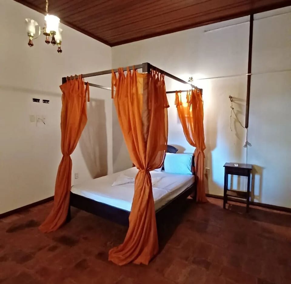 Standard Room | Free WiFi, bed sheets