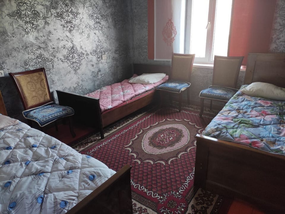 Basic Room | 3 bedrooms, iron/ironing board, free WiFi