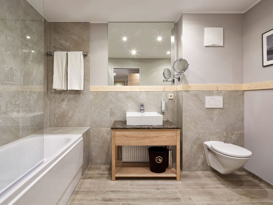 Bathroom / Wellness