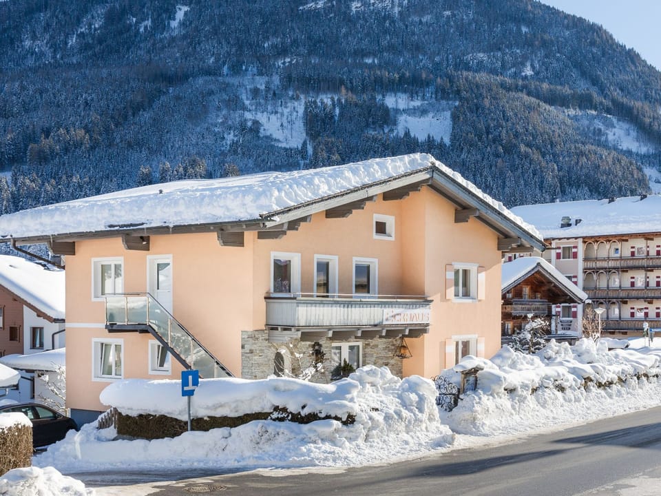 Eck-Haus Nr. 900 Apartment in Salzburgerland