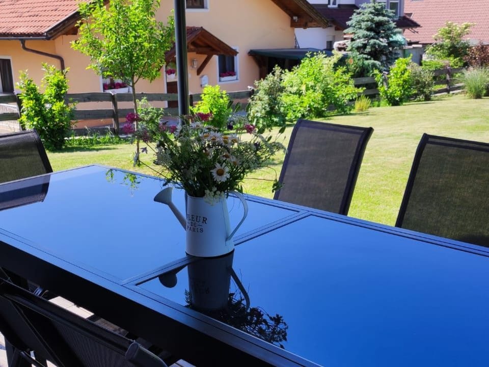 Sonneninsel in Velden am Wörthersee Vacation rental in Carinthia, Austria