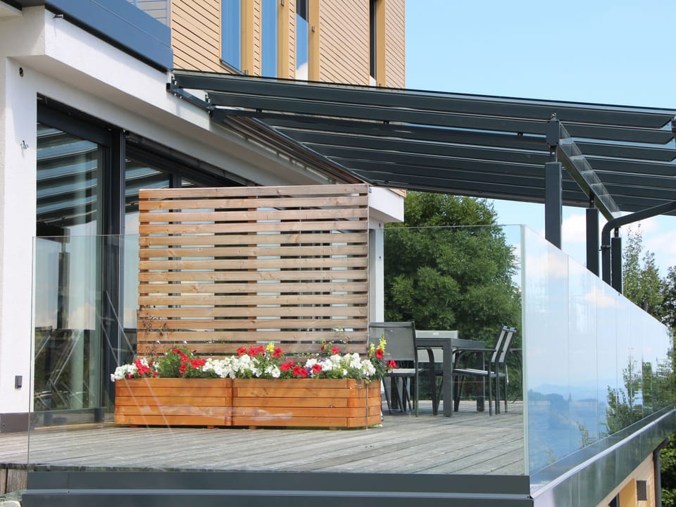 Appartement mit herrlichem Berg- und Seeblick Apartment in Carinthia, Austria