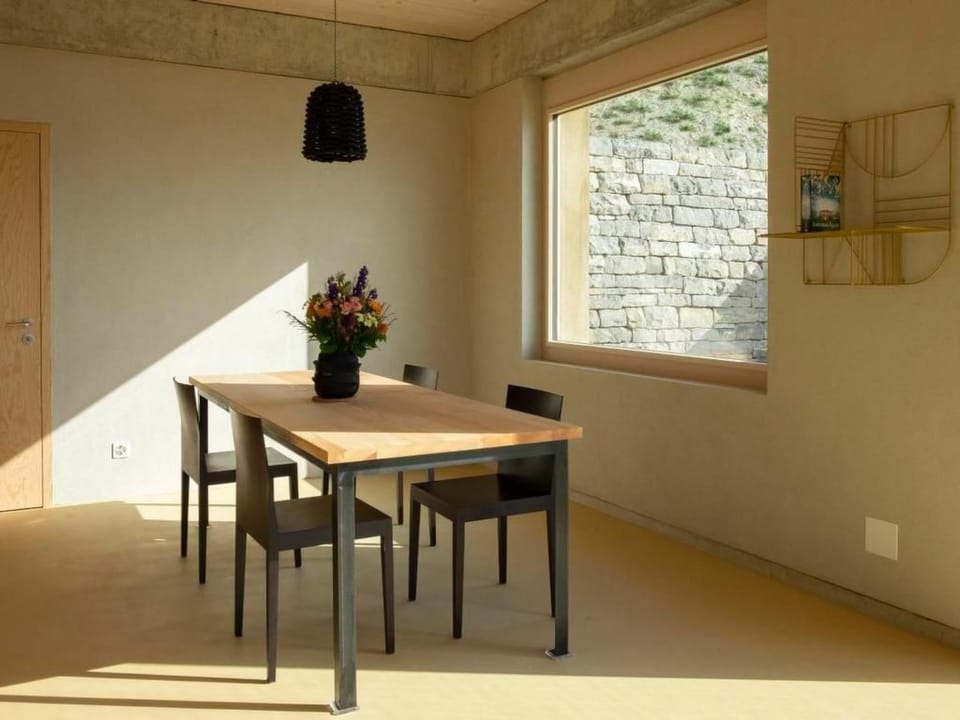Gästehaus mit See- und Weitblick Vacation rental in Neuchâtel, Switzerland
