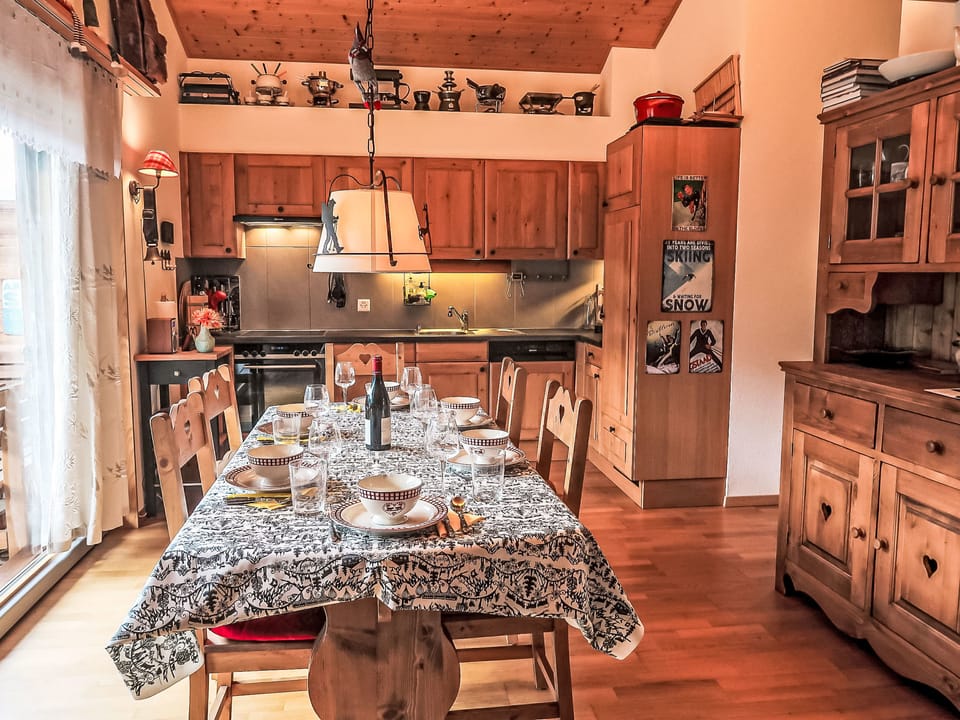 Kitchen / Dining Room