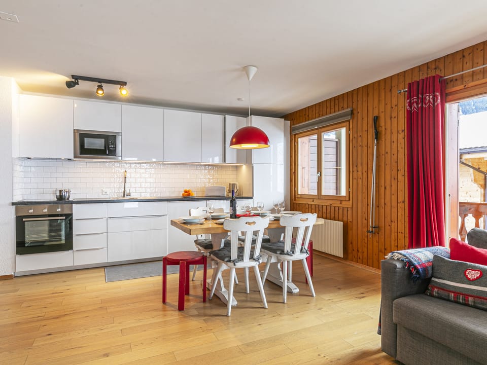 Kitchen / Dining Room