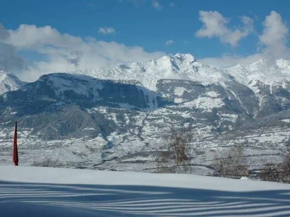 Panoramachalet Apartment in Sion