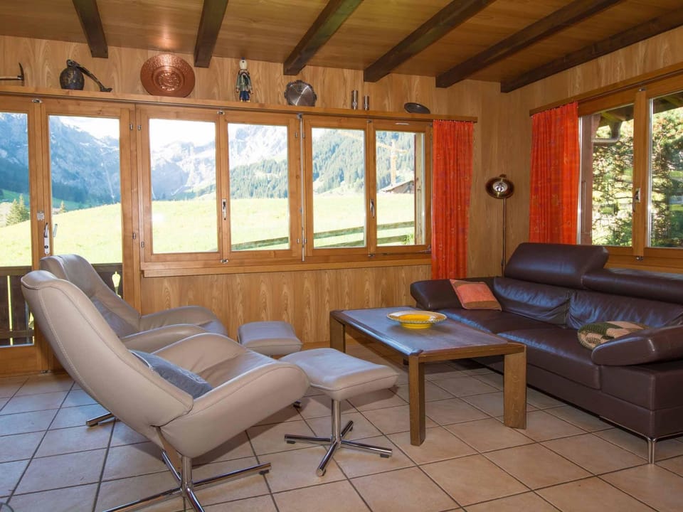Chalet Falki Appartement/Fewo, Bad, WC, 3 Schlafräume 3.5-Zimmerwohnung + Studio Apartment in Adelboden