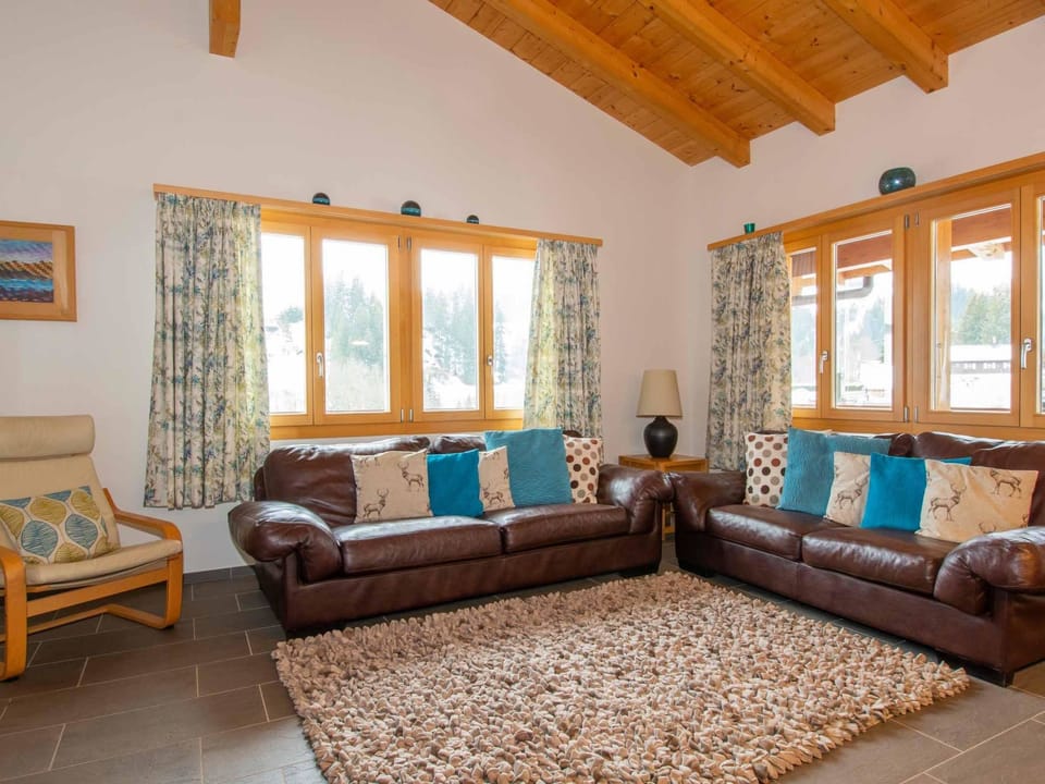 Schützenrain DG Appartement/Fewo, Dusche und Bad, WC, 4 oder mehr Schlafräume Apartment in Adelboden