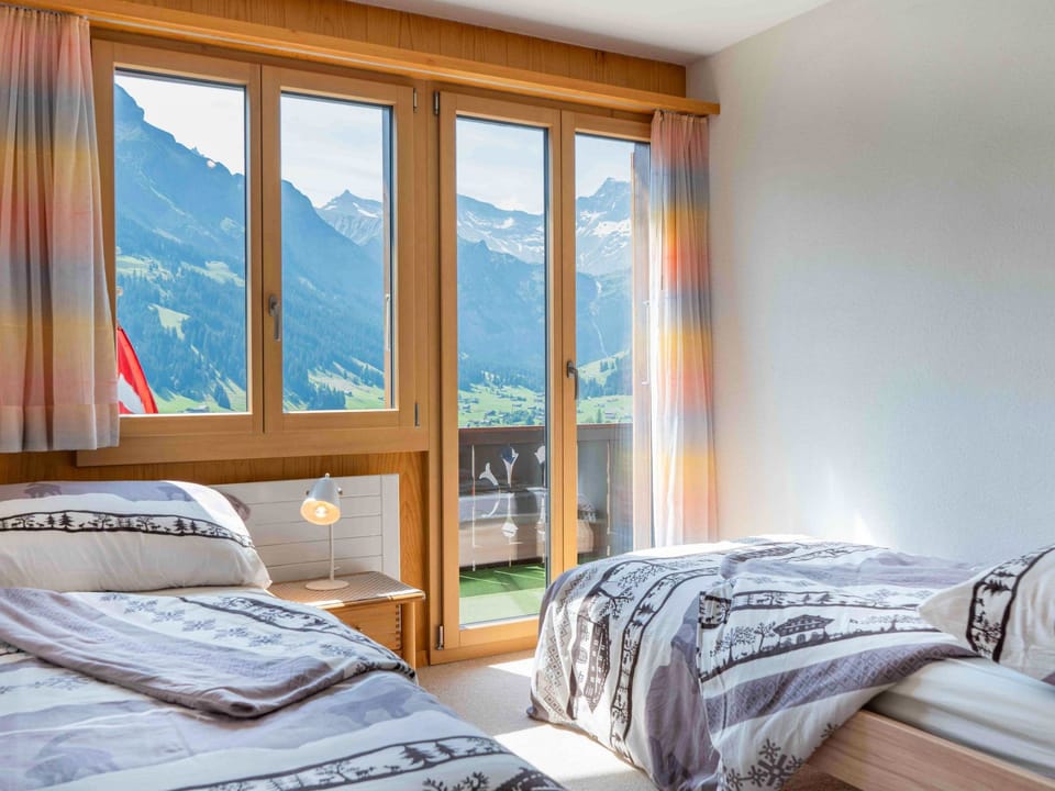 Ravinel 2 Appartement/Fewo, Dusche, WC, 3 Schlafräume 4-Zimmerwohnung Apartment in Adelboden