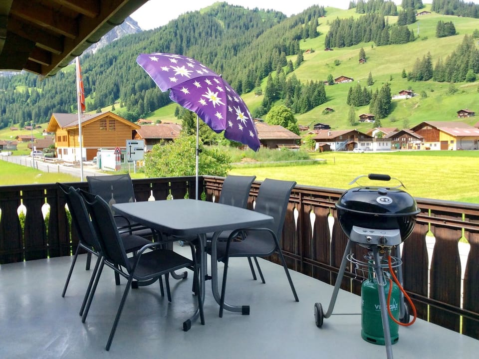 Bärgrose Appartement/Fewo, Bad, WC, 3 Schlafräume 4-Zimmerwohnung Apartment in Adelboden