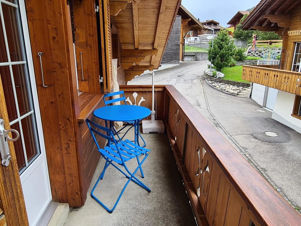 Bonderblick Appartement/Fewo, Dusche oder Bad, WC, 2 Schlafräume 3-Zimmerwohnung Apartment in Adelboden