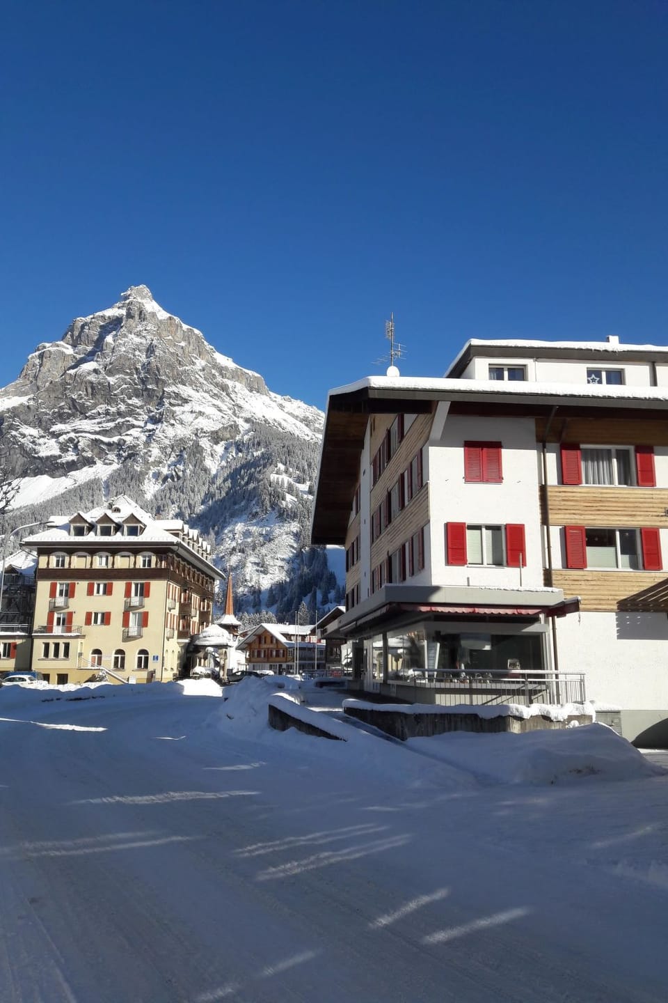 Blüemlisalpblick Appartement/Fewo, Dusche und Badewanne, Balkon 6-Bett Wohnung Apartment in Canton of Valais