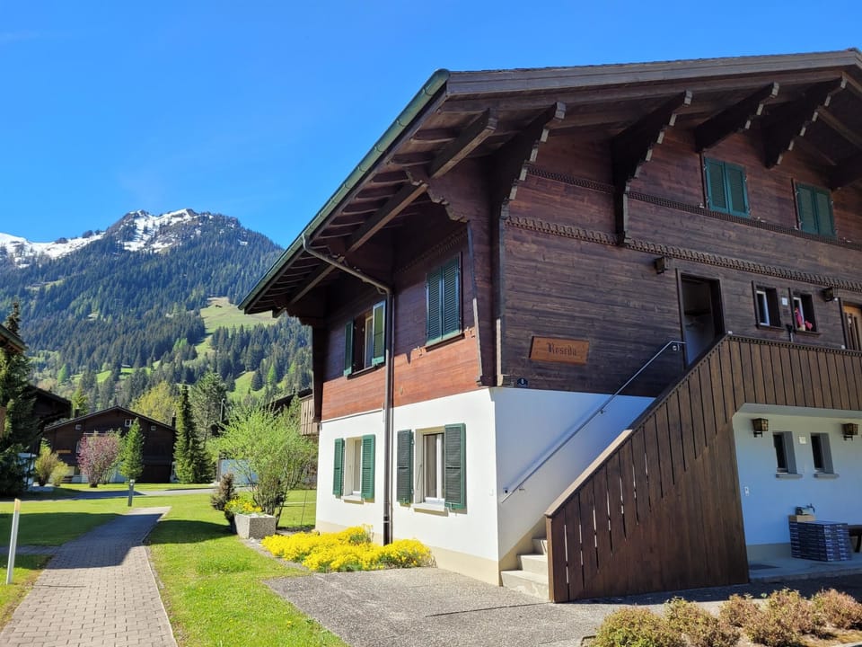 Reseda Appartement/Fewo, Dusche und Bad, WC, 2 Schlafräume 4-Bettwohnung Apartment in Canton of Valais