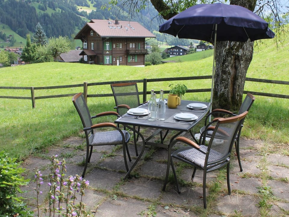Chalet Maru Appartement/Fewo, Dusche oder Bad, WC, 3 Schlafräume 7-Bett-Wohnung Apartment in Canton of Valais