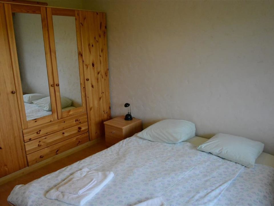 Anne (Tiefparterre) Appartement/Fewo, Dusche oder Bad, WC 6-Bettwohnung Apartment in Saanen