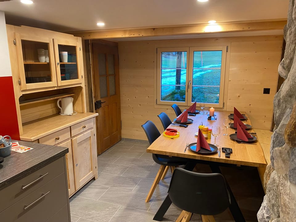 Kitchen / Dining Room