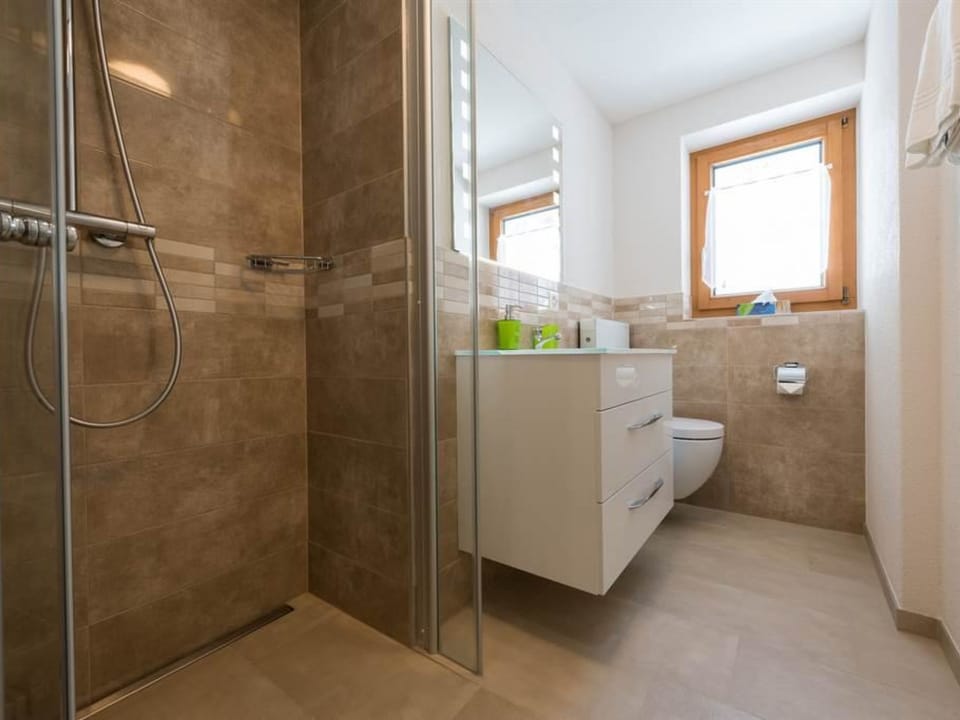 Haus Alpenrose Appartement/Fewo Alpenrose 4-Bettwohnung 1. OG Ost Apartment in Canton of Valais