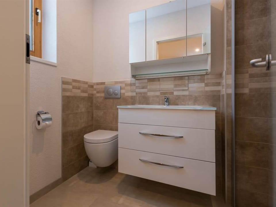 Haus Alpenrose Appartement/Fewo Alpenrose 6-Bettwohnung EG Ost Apartment in Canton of Valais