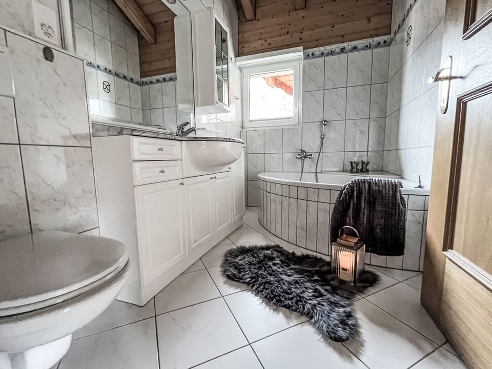 Bathroom / Wellness