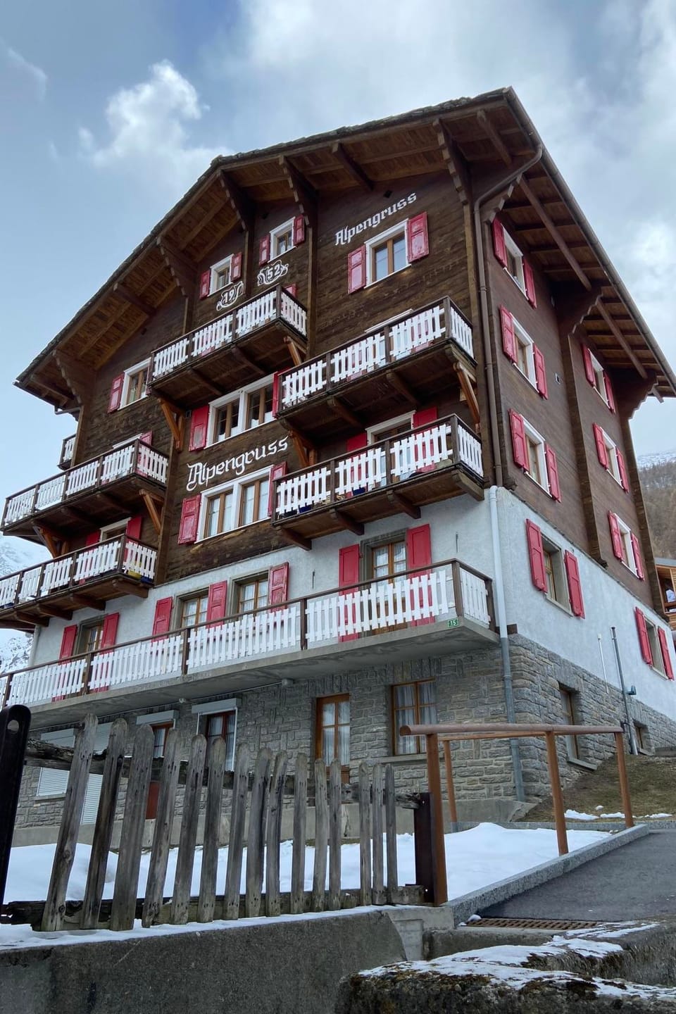 Haus Alpengruss EG Appartement/Fewo 6-Bettwohnung Apartment in Saas-Fee