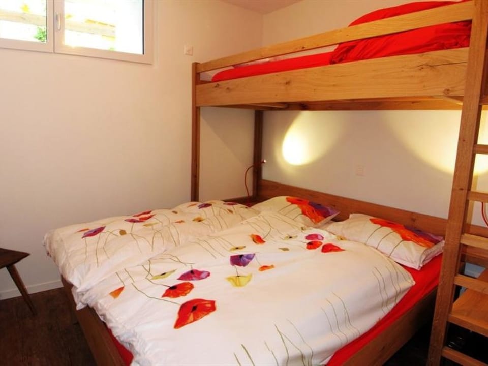 Dolomit Appartement/Fewo, Dusche und Bad, WC, 2 Schlafräume 5-Bettwohnung EG Apartment in Saas-Fee